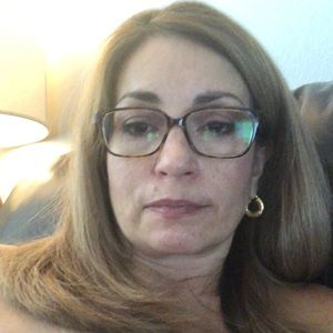 Meet your Posher, Adriana